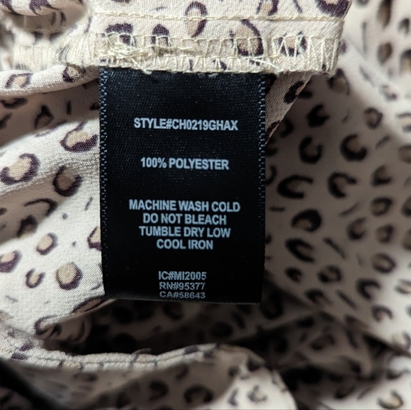 Sanctuary Cheetah Paper Bag Shorts - Picture 5 of 6